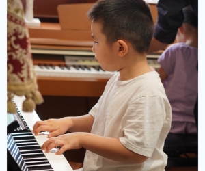 NHỮNG ĐIỀU CƠ BẢN CẦN BIẾT KHI CHƠI PIANO